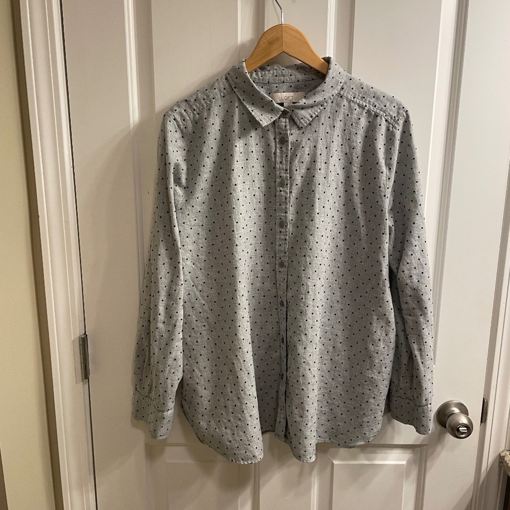 LOFT Women's Button Down Dress Shirt, Gray with Black Polka Dots, Size XXL